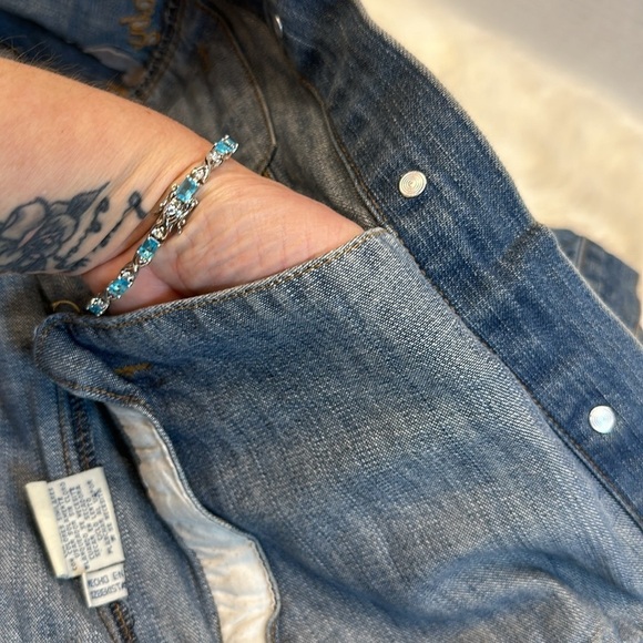 🎉hostpick😁Baby phat denim, md blue logo stitch above front pocket & on back M - Picture 12 of 14